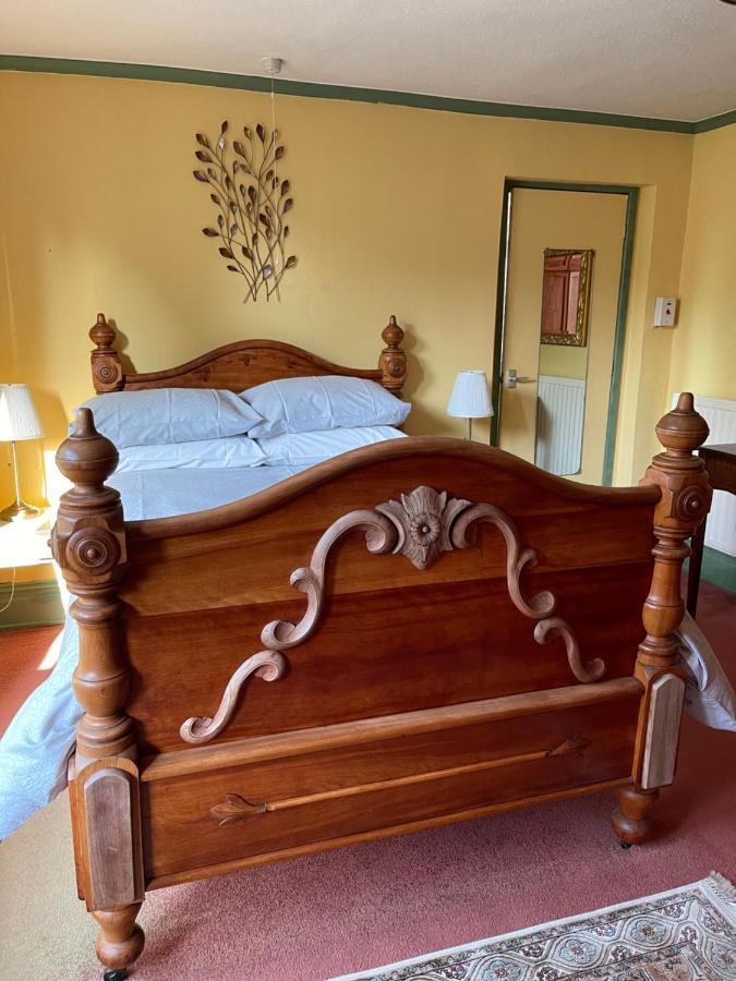 بلاكبيرن Chimneys Guest House المظهر الخارجي الصورة