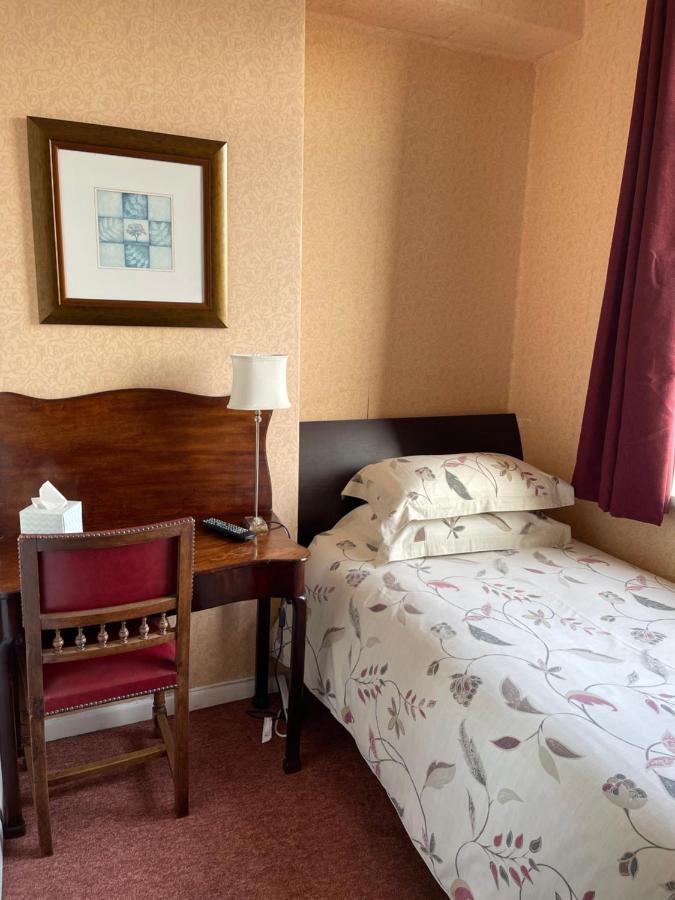 بلاكبيرن Chimneys Guest House المظهر الخارجي الصورة