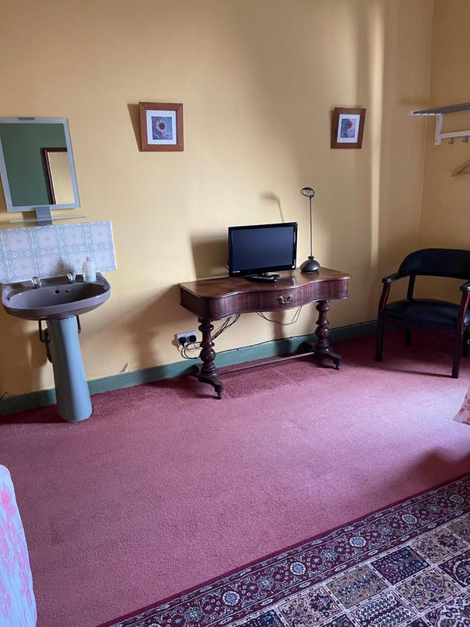 بلاكبيرن Chimneys Guest House المظهر الخارجي الصورة